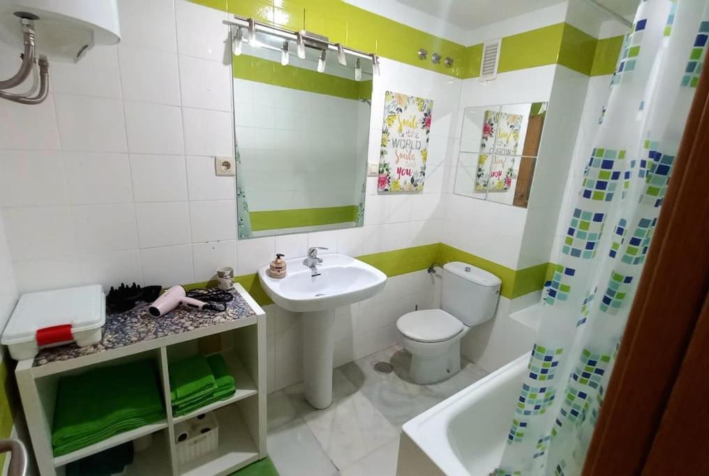 شقة Bonito Apartamento En Centro مالقة المظهر الخارجي الصورة